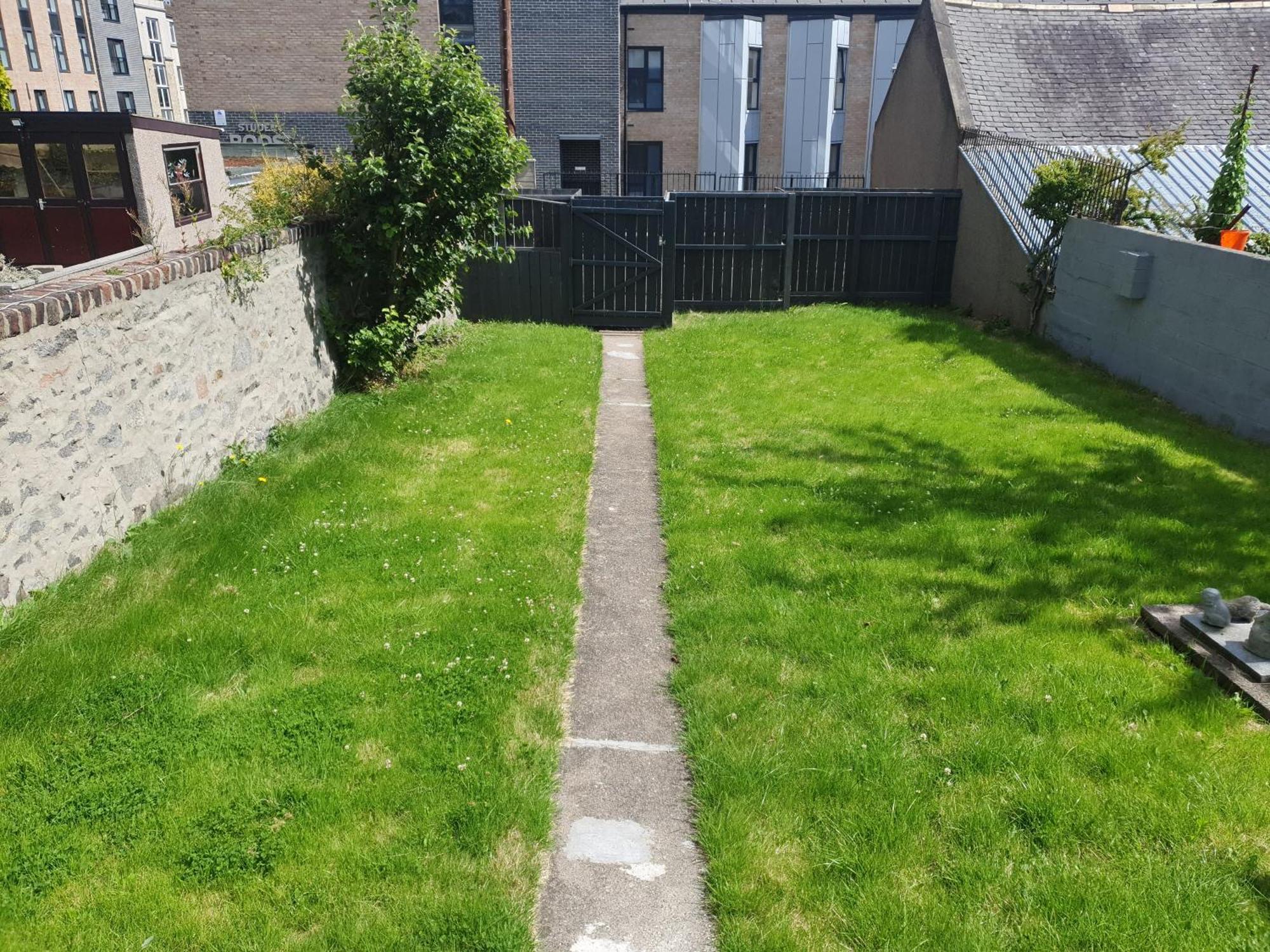 Apartamento Cosy Modern 2 Bed Garden View Appartment, Parking, Tv Wifi *